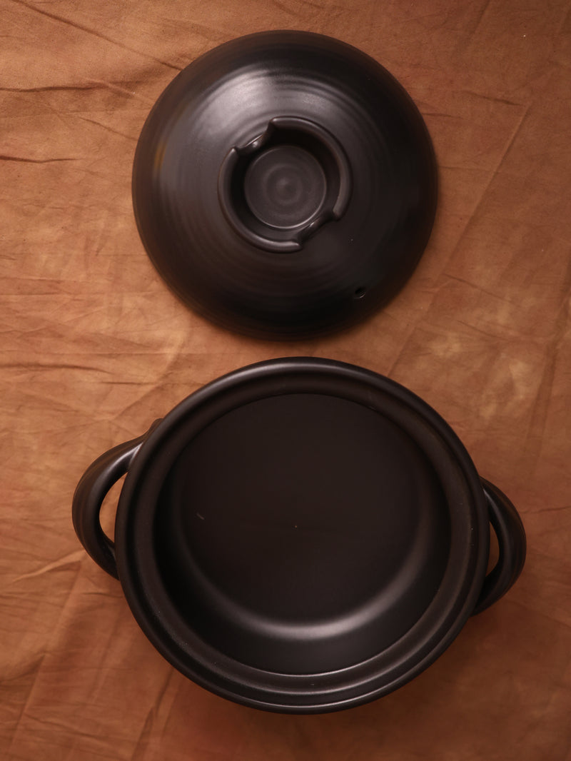 Charcoal Chalet Serving Pot