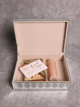 Ivory Azure Carve Gift Box (Silver)