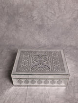 Ivory Azure Carve Gift Box (Silver)