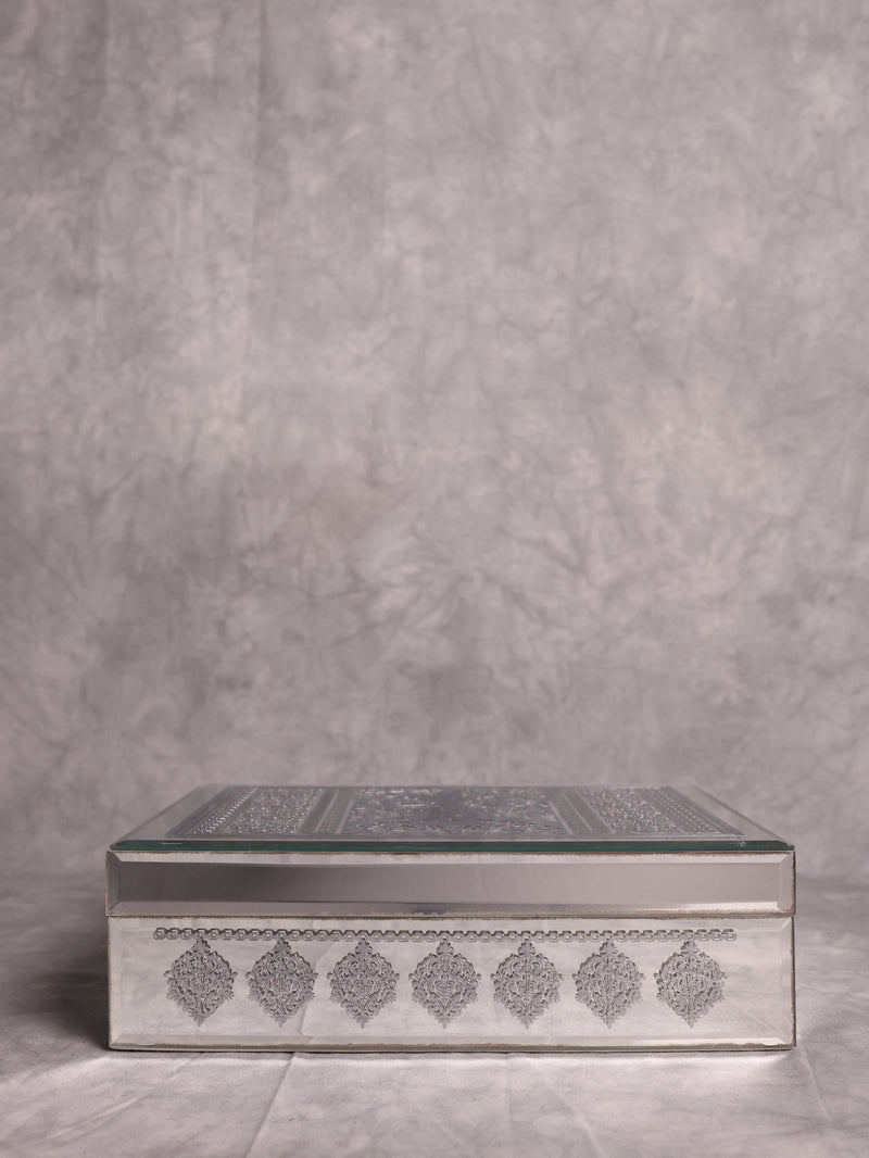 Ivory Azure Carve Gift Box (Silver)