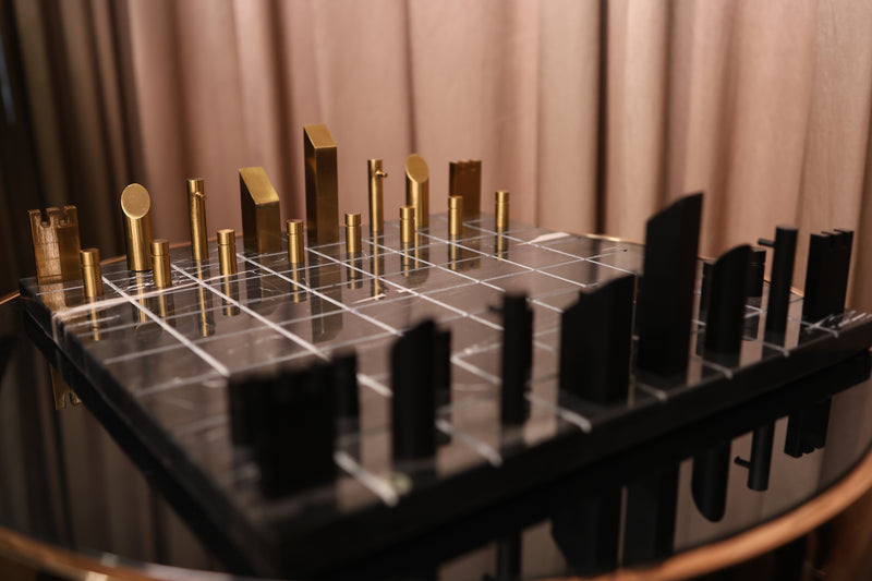 Avant-Garde Gambit