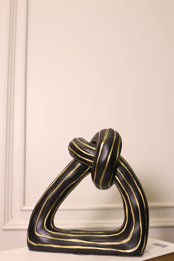 Noir Geometric Knot Accent