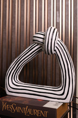 Bianco Geometric Knot Accent