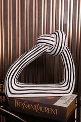 Bianco Geometric Knot Accent