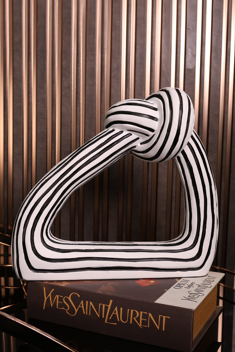 Bianco Geometric Knot Accent
