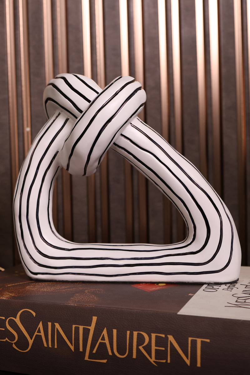 Bianco Geometric Knot Accent
