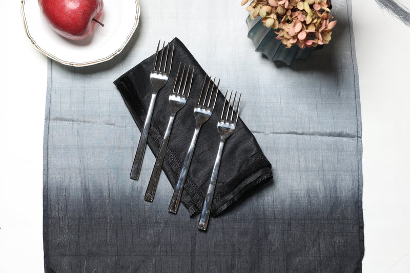 Dot Dinner Fork Set