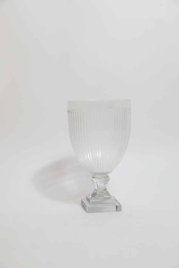 Pedestal Cirque Vase