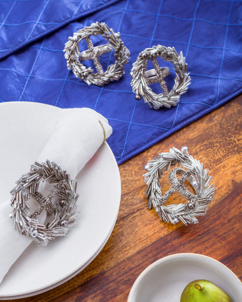Holy Wreath in Silver Napkin Rings