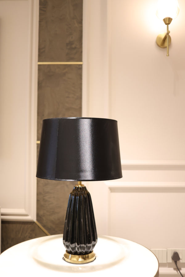 Oblique Black Glass Lamp